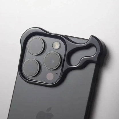 ⚙️ The "Titan" Metal Armor Case ️
