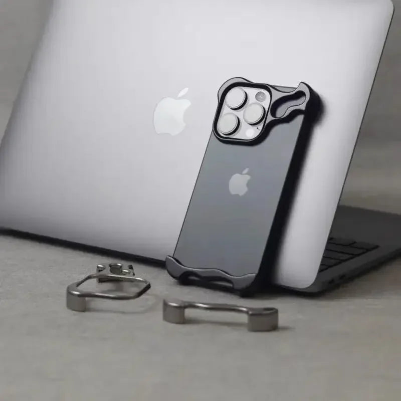 ⚙️ The "Titan" Metal Armor Case ️